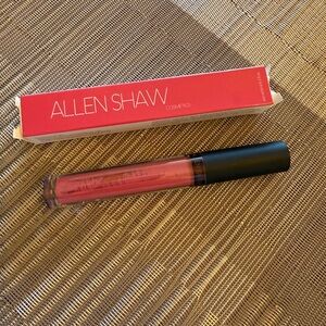 Radiant Pink Lip Gloss